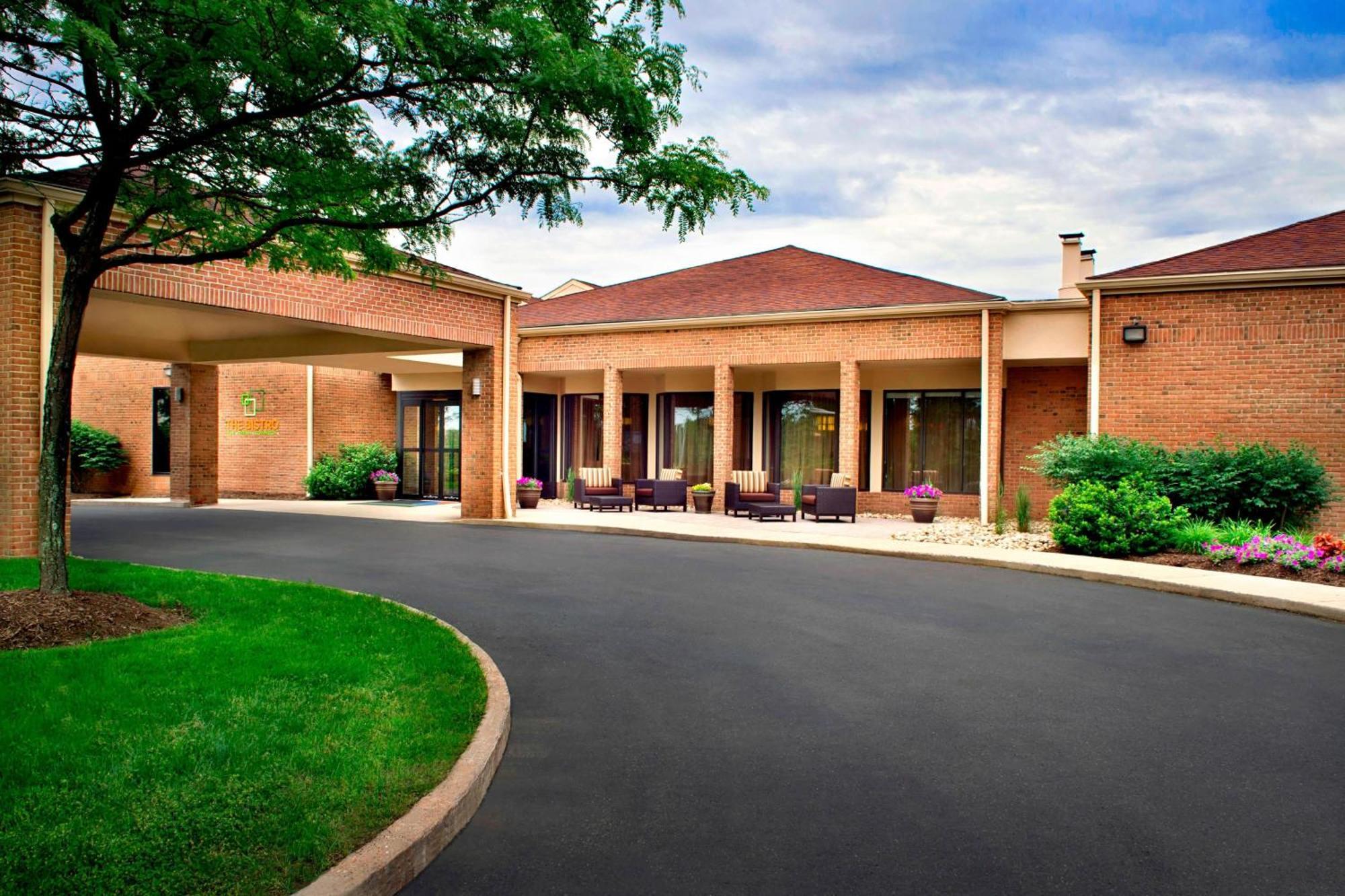 Hotel Courtyard By Marriott Hartford Windsor Airport Extérieur photo