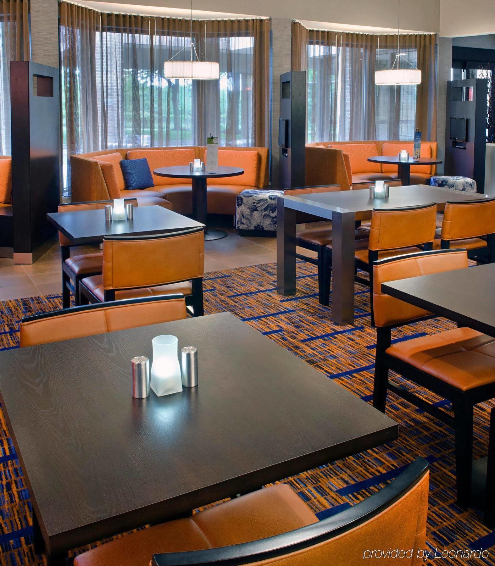 Hotel Courtyard By Marriott Hartford Windsor Airport Restaurant photo